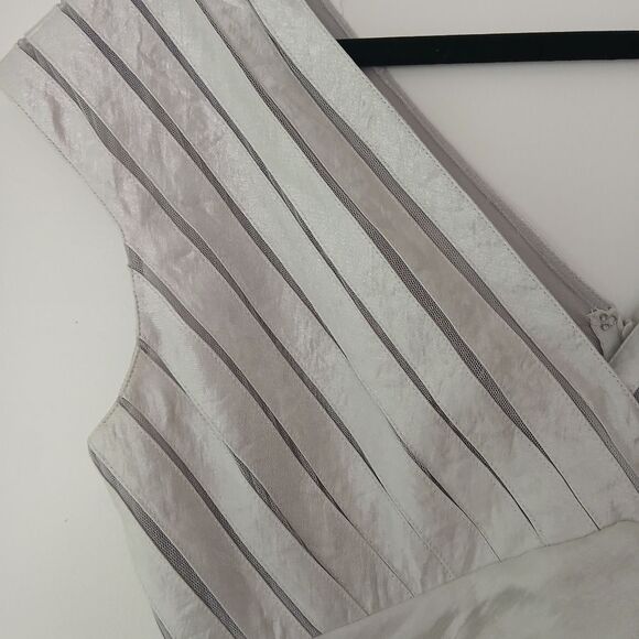 Adrianna Papell Silver Metallic Tier Cocktail Holiday Ruffle NYE Dress-10 - Picture 4 of 15